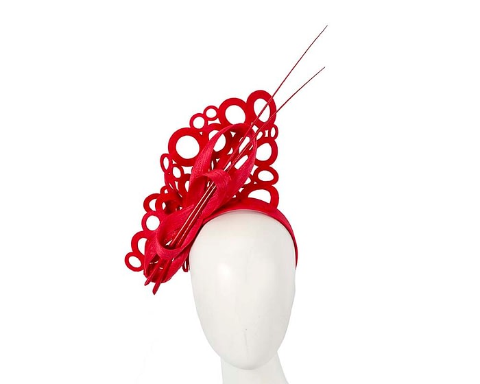 Fascinators Online - Red laser-cut fascinator with long feathers