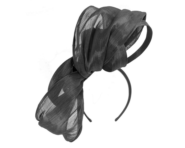 Fascinators Online - Large black fascinator by Fillies Collection