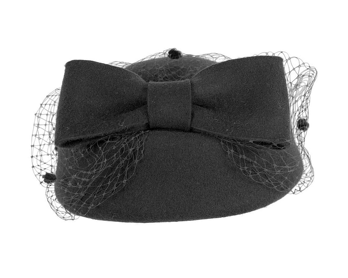 Fascinators Online - Large black felt beret hat with veil