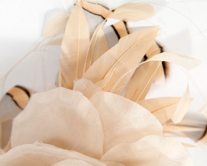 Fascinators Online - Nude sinamay fascinator with flower & feathers
