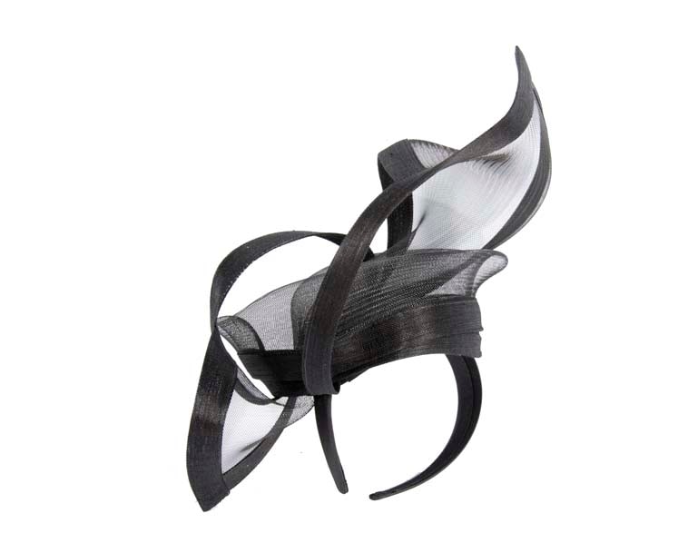 Edgy black fascinator by Fillies Collection - Image 5