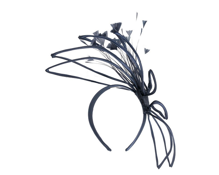 Thin outline navy fascinator with feathers - Image 4