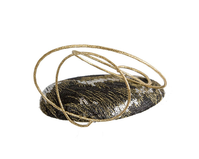 Bespoke designers black & gold fascinator - Image 7