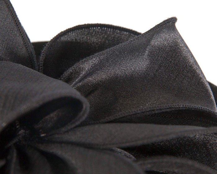 Black sateen fascinator by Max Alexander - Image 4
