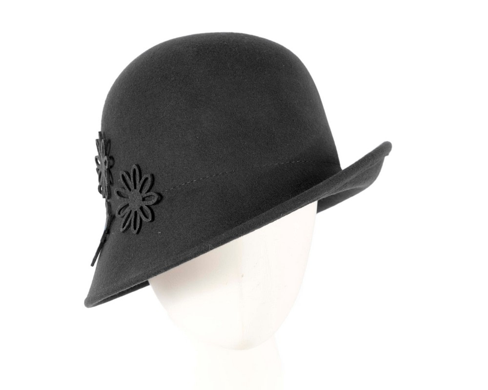 Black felt cloche hat with flowers by Max Alexander - Hats From OZ