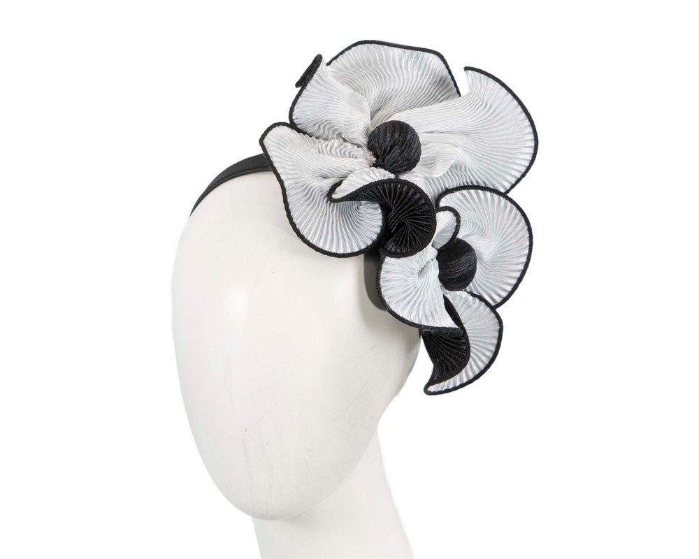 White & black racing fascinator by Max Alexander - Hats From OZ