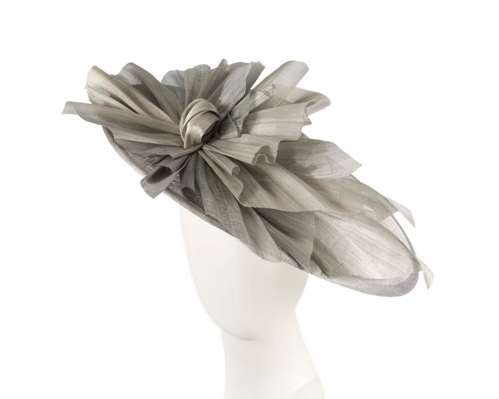 Exclusive silver fascinator by Cupids Millinery - Hats From OZ