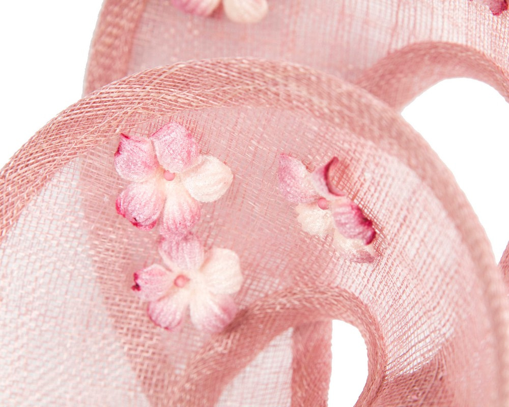 Exquisite dusty pink sinamay fascinator by Max Alexander - Hats From OZ Exquisite dusty pink sinamay fascinator by Max Alexander - Image 3