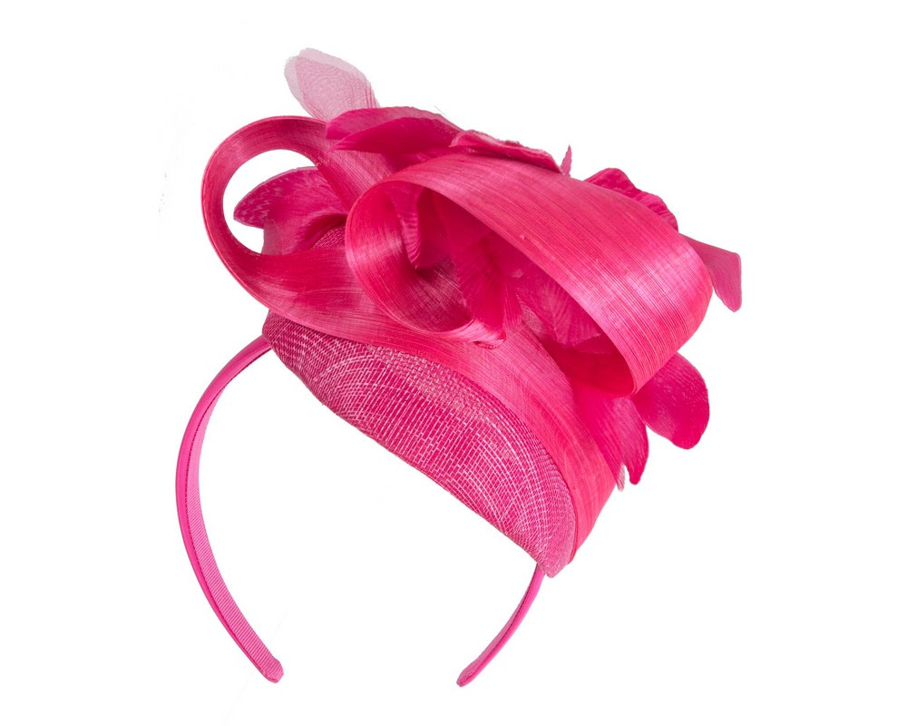 Tall fuchsia racing pillbox fascinator by Fillies Collection - Hats From OZ Tall fuchsia racing pillbox fascinator by Fillies Collection - Image 6