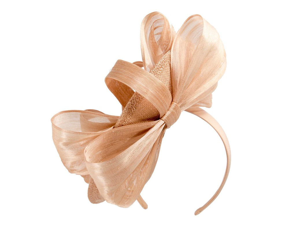 Nude fascinator with bow by Fillies Collection - Hats From OZ Nude fascinator with bow by Fillies Collection - Image 6