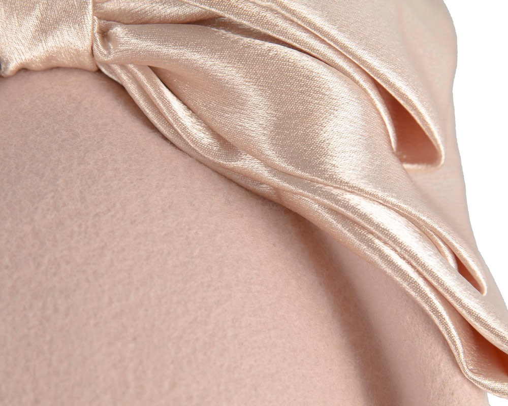 Beige felt beret with bow by Fillies Collection - Hats From OZ Beige felt beret with bow by Fillies Collection - Image 5