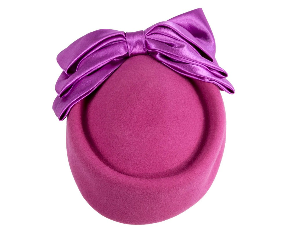 Fuchsia felt beret with bow by Fillies Collection - Hats From OZ Fuchsia felt beret with bow by Fillies Collection - Image 2