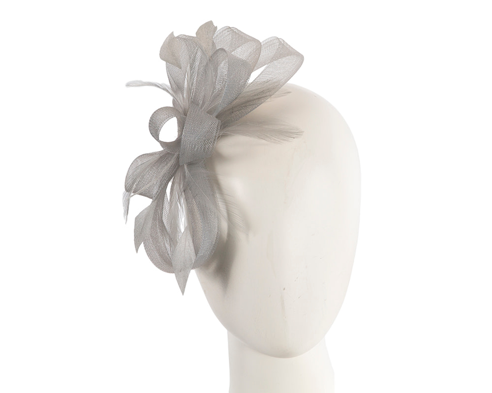 Custom made silver fascinator by Cupids Millinery - Hats From OZ UK