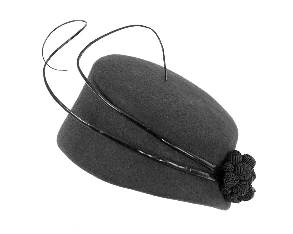 Bespoke black winter racing fascinator by Fillies Collection F675 - Hats From OZ UK Bespoke black winter racing fascinator by Fillies Collection F675 - Image 4