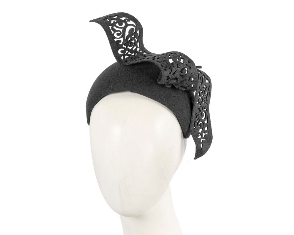 Bespoke black winter racing fascinator by Fillies Collection F695 - Hats From OZ UK | F695B Bespoke black winter racing fascinator by Fillies Collection F695 - Hats From OZ UK
