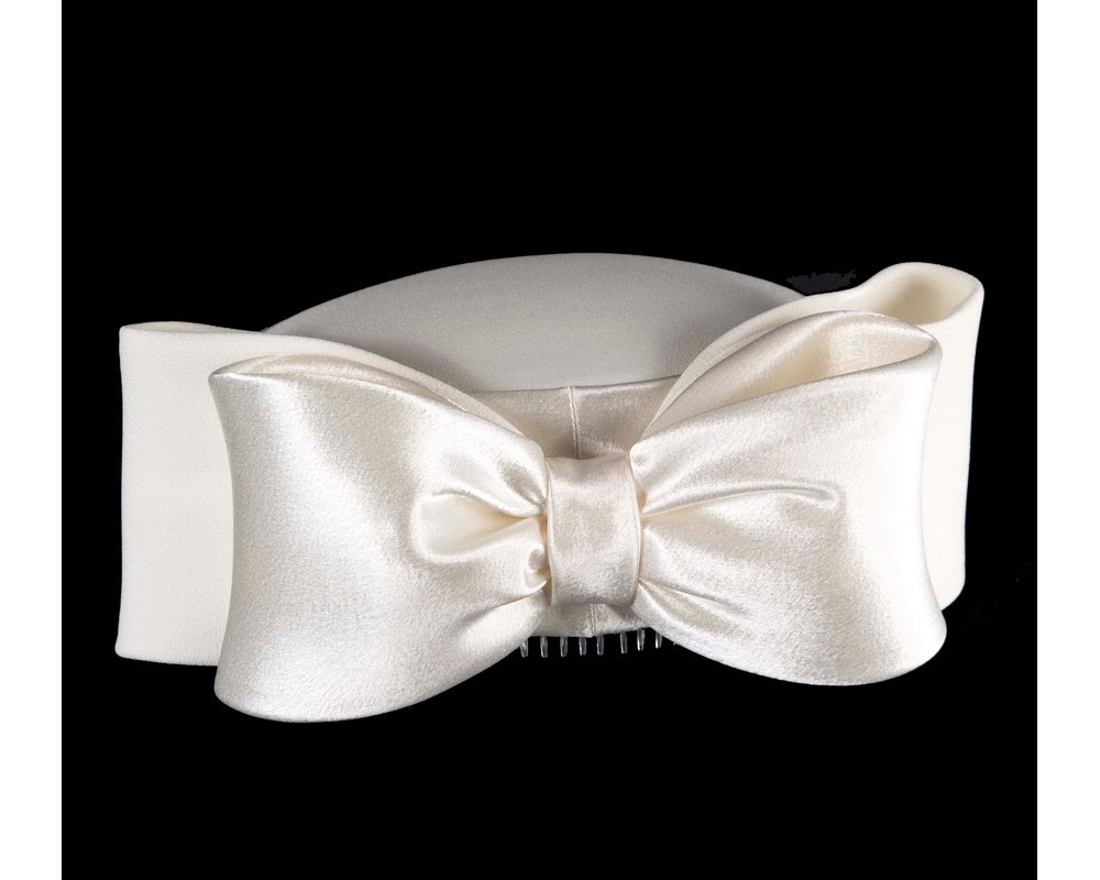 Exclusive large cream pillbox hat by Cupids Millinery - Hats From OZ UK Exclusive large cream pillbox hat by Cupids Millinery - Image 7