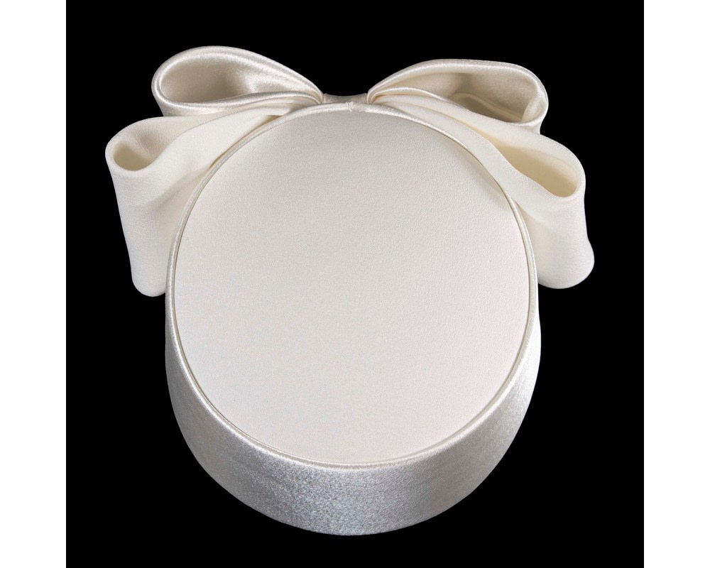 Exclusive large cream pillbox hat by Cupids Millinery - Hats From OZ UK Exclusive large cream pillbox hat by Cupids Millinery - Image 2