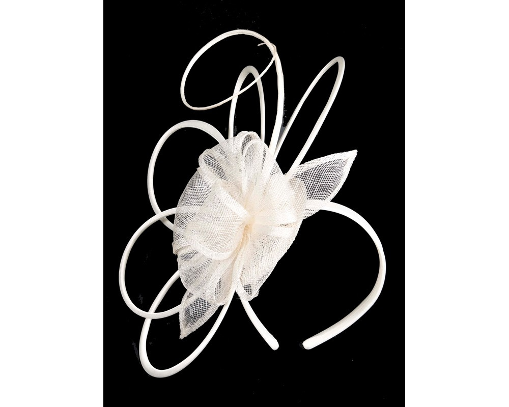 Unique cream sinamay fascinator by Max Alexander - Hats From OZ UK Unique cream sinamay fascinator by Max Alexander - Image 2