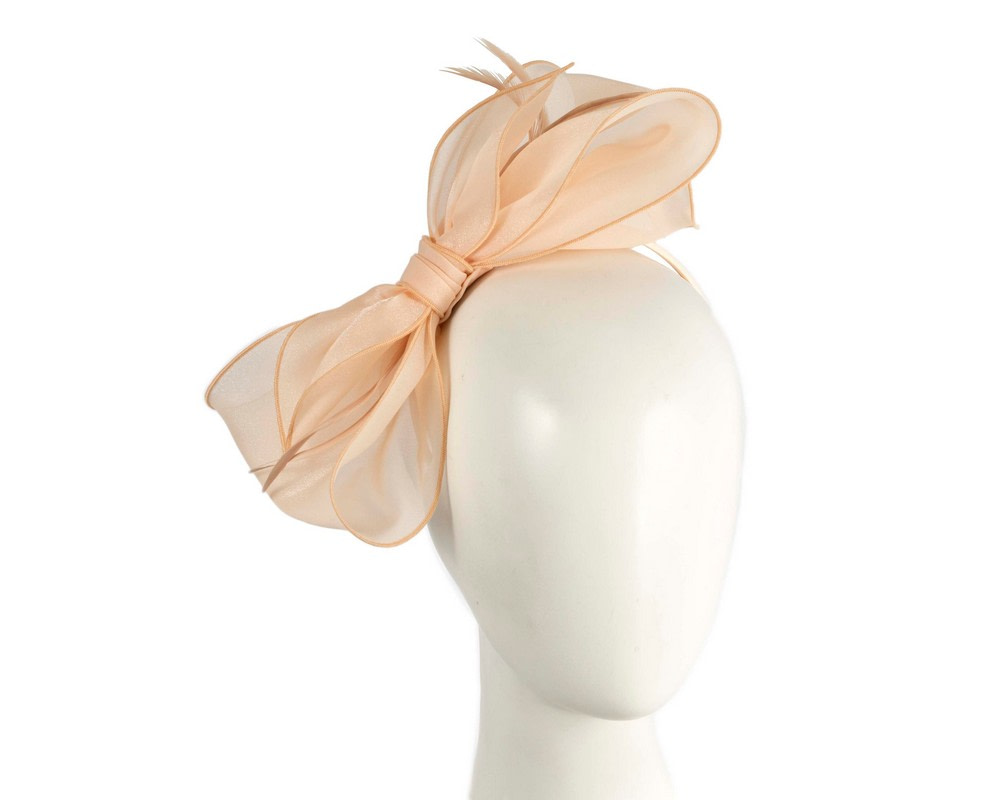 Nude organza bow fascinator by Max Alexander - Hats From OZ UK | MA984NU Nude organza bow fascinator by Max Alexander - Hats From OZ UK