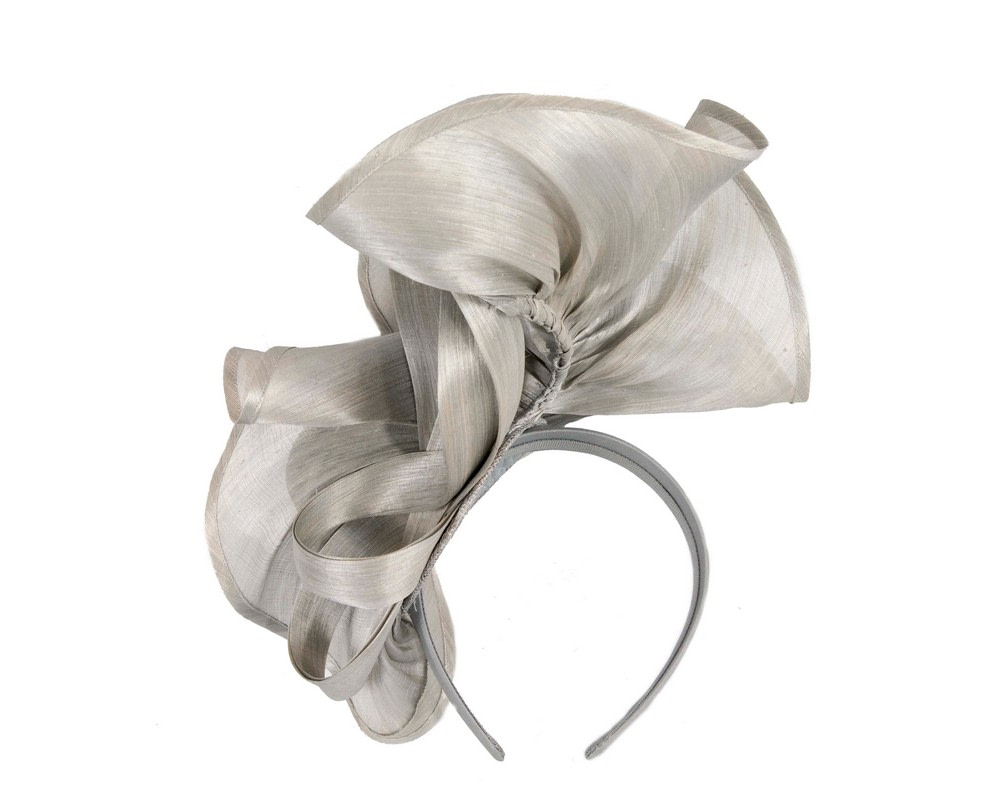 Twisted silver designers fascinator by Fillies Collection - Hats From OZ UK Twisted silver designers fascinator by Fillies Collection - Image 4