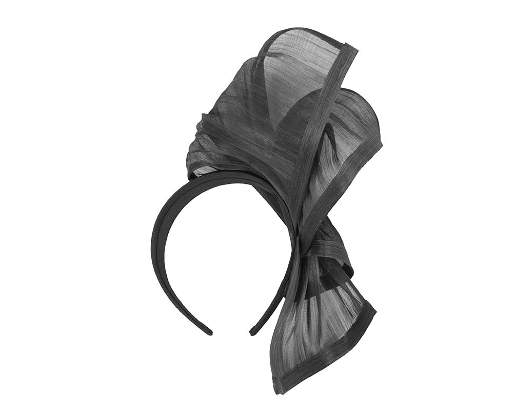 Bespoke black silk abaca racing fascinator by Fillies Collection - Hats From OZ UK Bespoke black silk abaca racing fascinator by Fillies Collection - Image 4