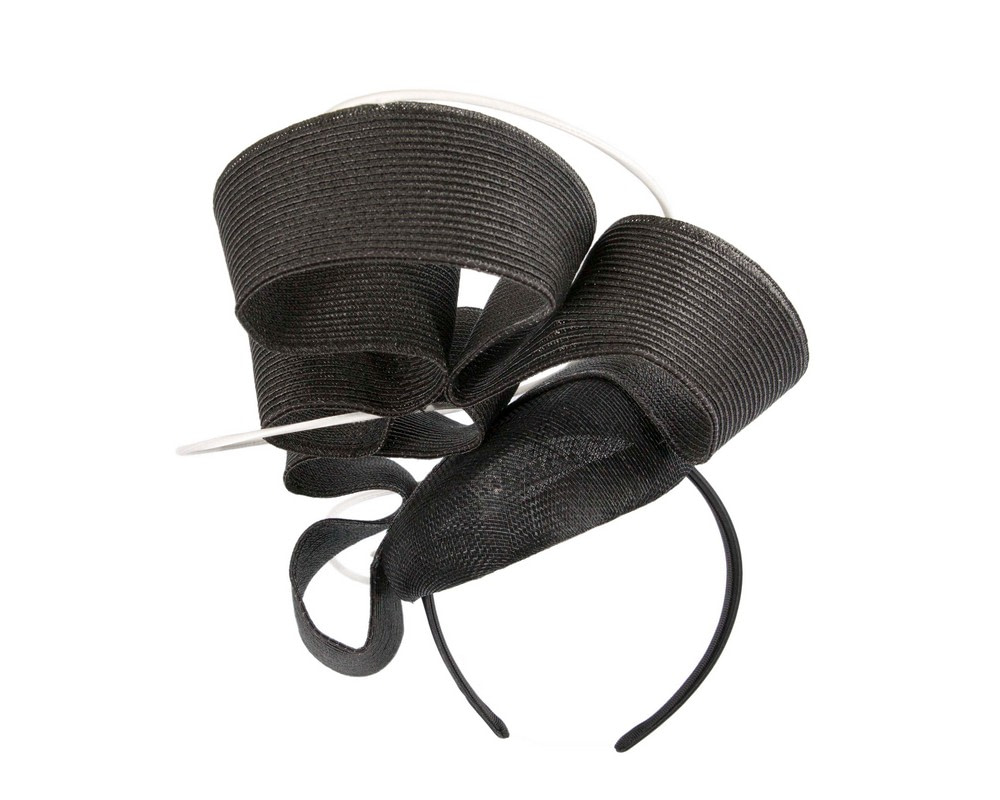 Black & White designers racing fascinator by Fillies Collection - Hats From OZ UK Black & White designers racing fascinator by Fillies Collection - Image 6