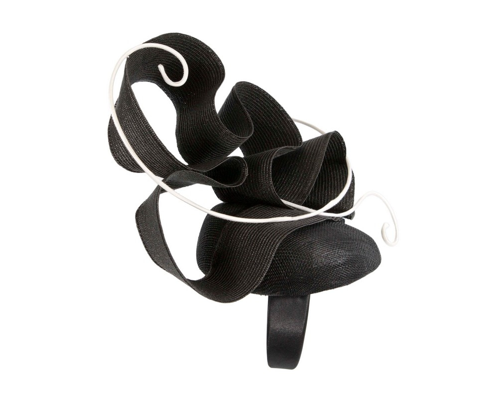 Black & White designers racing fascinator by Fillies Collection - Hats From OZ UK Black & White designers racing fascinator by Fillies Collection - Image 4