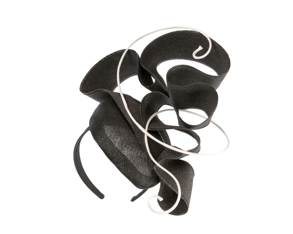 Black & White designers racing fascinator by Fillies Collection - Hats From OZ UK Black & White designers racing fascinator by Fillies Collection - Image 2
