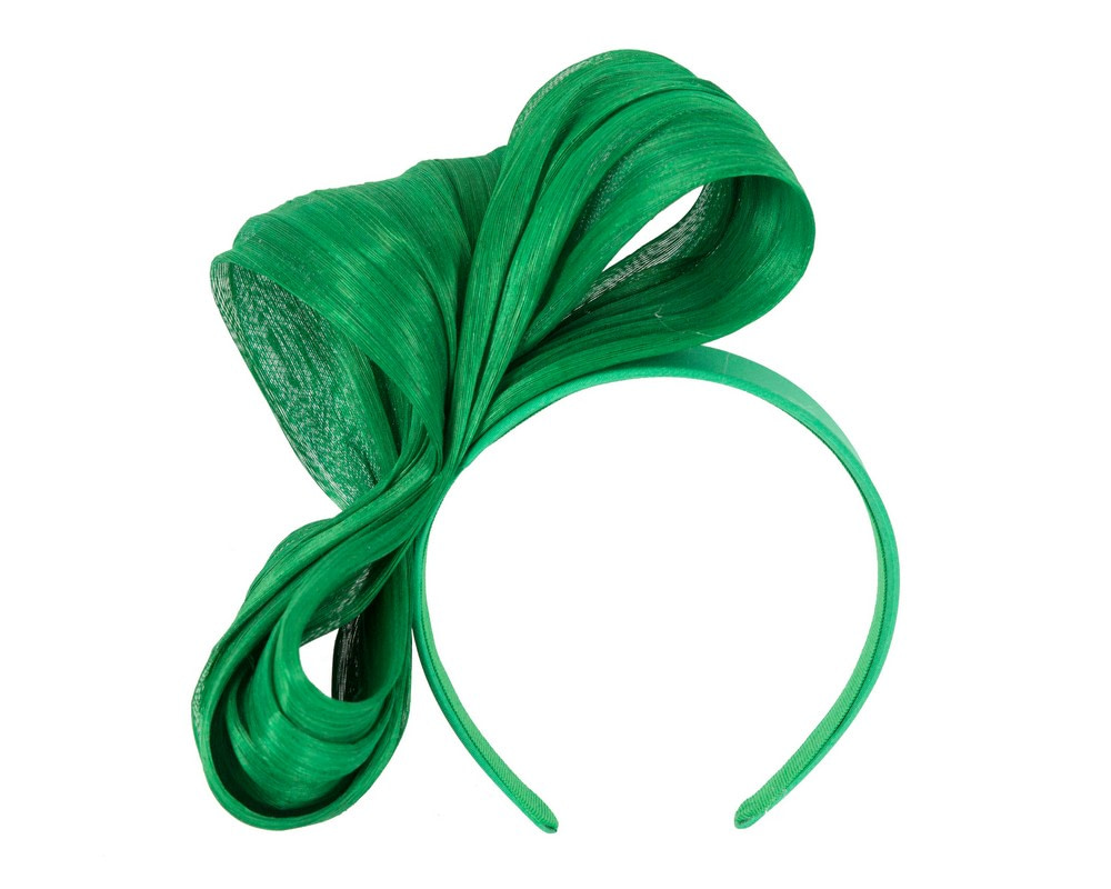Exclusive green silk abaca bow by Fillies Collection - Hats From OZ UK Exclusive green silk abaca bow by Fillies Collection - Image 2
