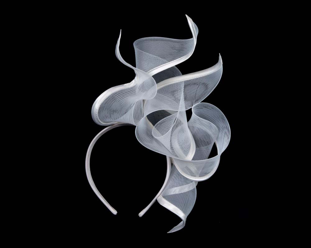 Bespoke white racing fascinator by Fillies Collection - Hats From OZ UK Bespoke white racing fascinator by Fillies Collection - Image 4