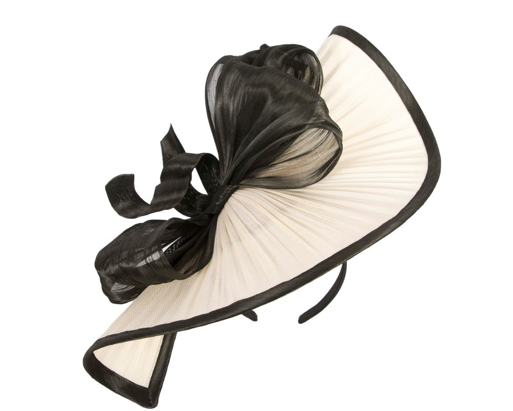 Large cream black jinsin racing fascinator by Fillies Collection - Hats From OZ UK Large cream black jinsin racing fascinator by Fillies Collection - Image 2
