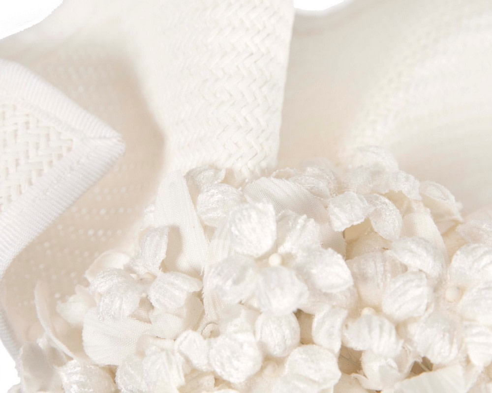 White pillbox with flowers by Fillies Collection - Hats From OZ UK White pillbox with flowers by Fillies Collection - Image 5