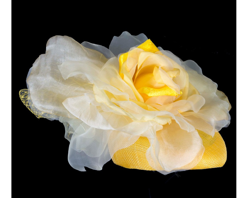 Yellow flower pillbox fascinator by Fillies Collection - Hats From OZ UK Yellow flower pillbox fascinator by Fillies Collection - Image 4