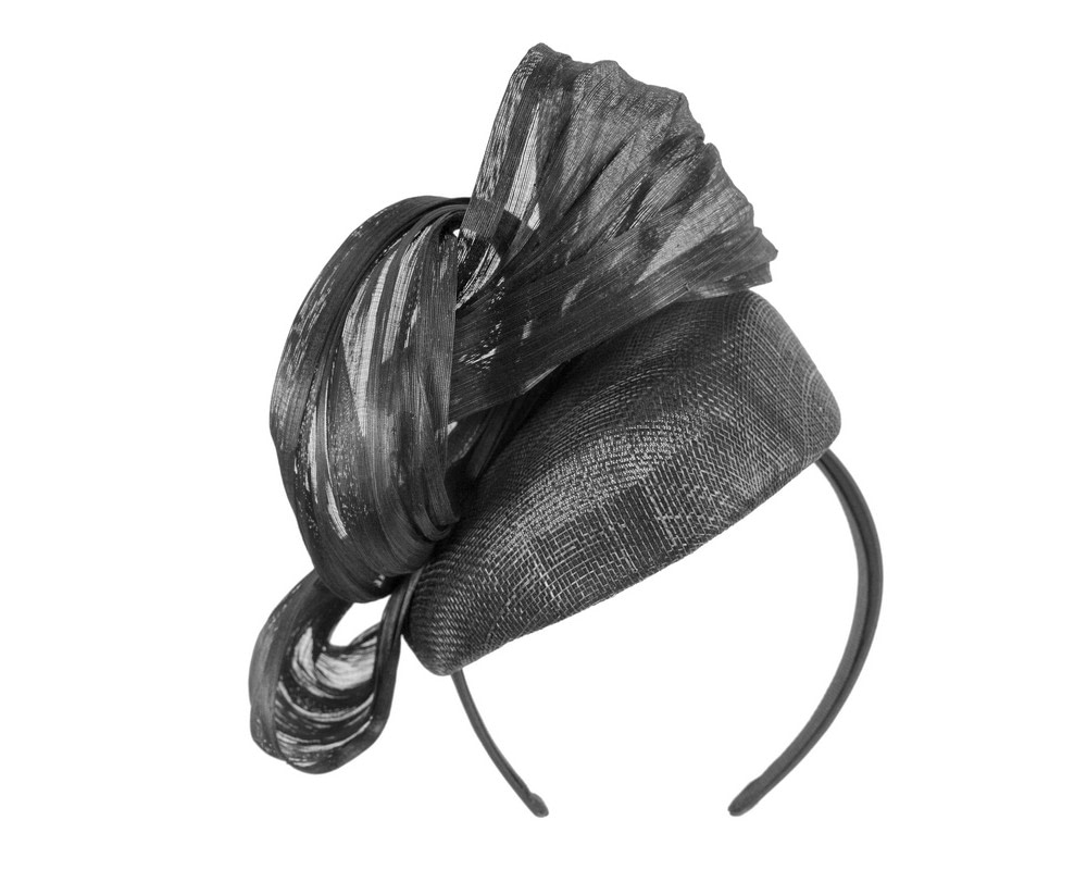 Black pillbox fascinator with silk abaca bow by Fillies Collection S307B - Hats From OZ UK Black pillbox fascinator with silk abaca bow by Fillies Collection S307B - Image 6