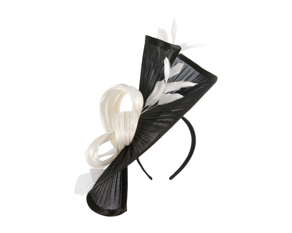 Large black & cream jinsin racing fascinator by Fillies Collection - Hats From OZ UK Large black & cream jinsin racing fascinator by Fillies Collection - Image 2