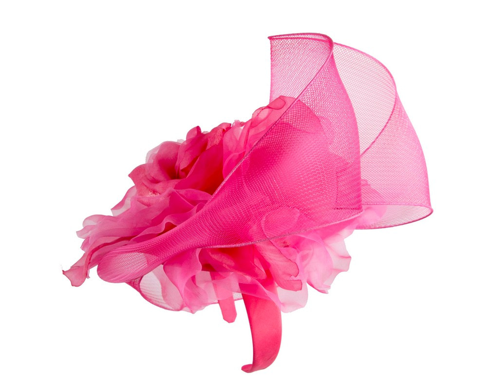 Large structured fuchsia fascinator by Fillies Collection - Hats From OZ UK Large structured fuchsia fascinator by Fillies Collection - Image 4