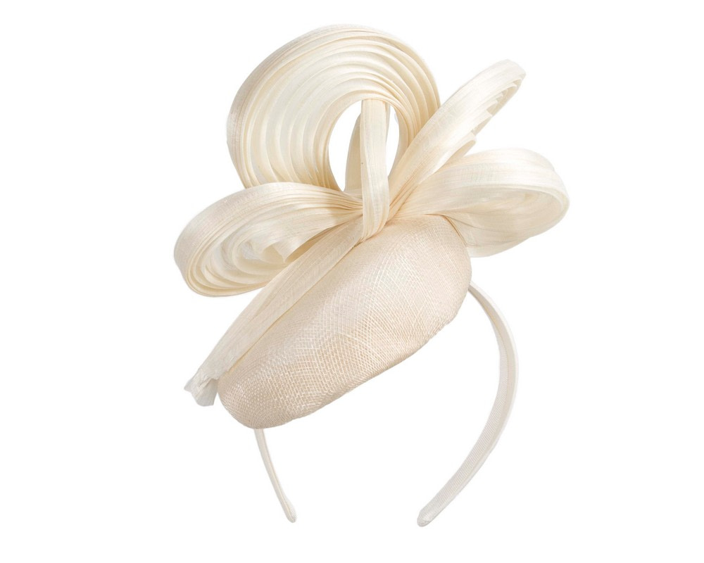 Exclusive cream pillbox fascinator by Fillies Collection - Hats From OZ UK Exclusive cream pillbox fascinator by Fillies Collection - Image 6