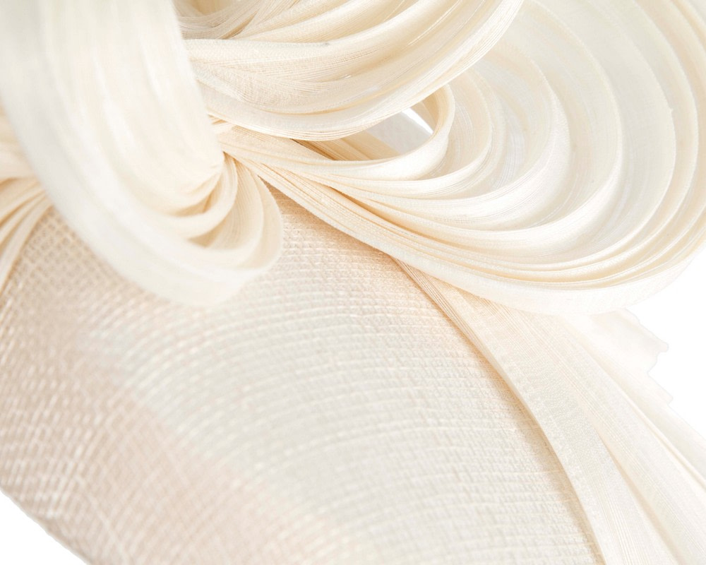 Exclusive cream pillbox fascinator by Fillies Collection - Hats From OZ UK Exclusive cream pillbox fascinator by Fillies Collection - Image 5