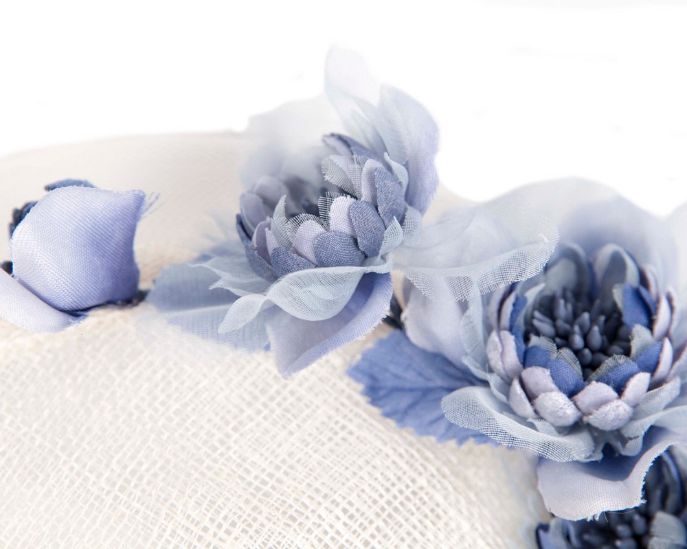Cream & blue crown fascinator by Fillies Collection - Hats From OZ UK Cream & blue crown fascinator by Fillies Collection - Image 3