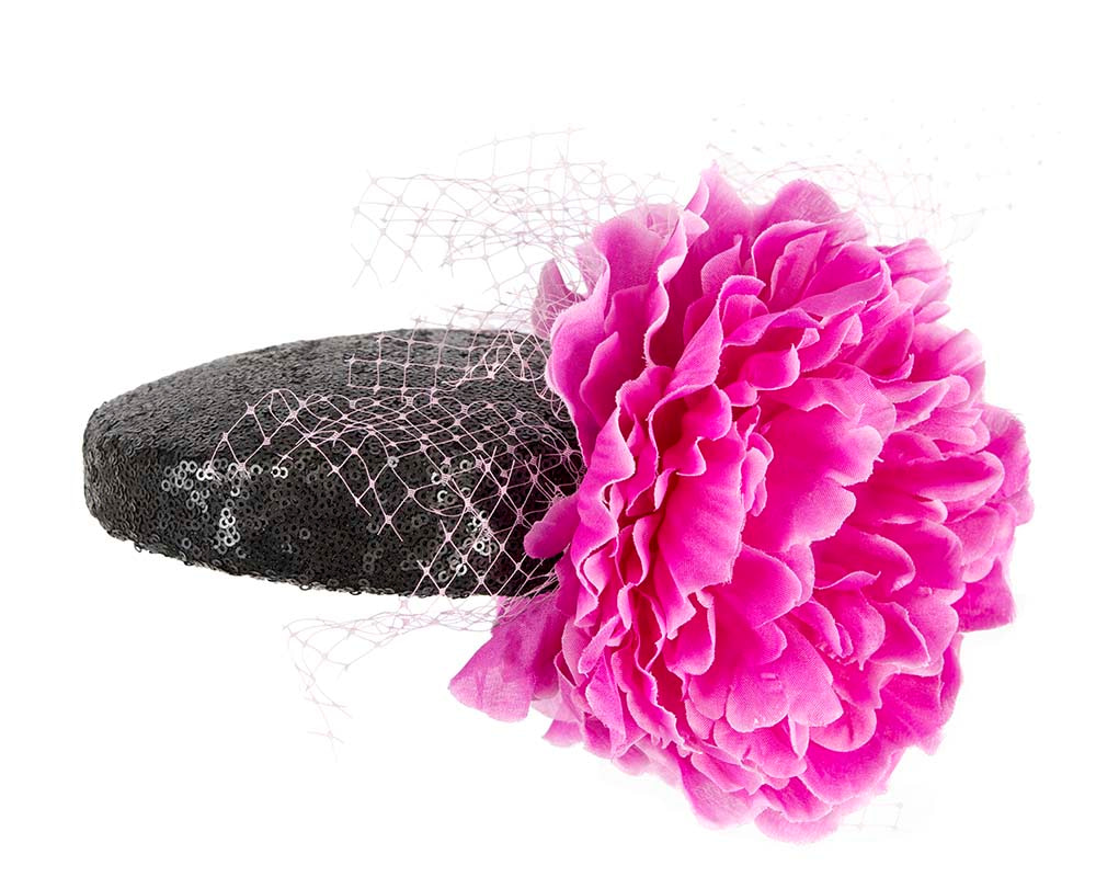 Bespoke Black & Fuchsia fascinator by BELIEVERA - Hats From OZ UK Bespoke Black & Fuchsia fascinator by BELIEVERA - Image 3