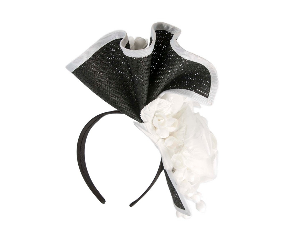 Black & white racing fascinator by Fillies Collection - Hats From OZ Black & white racing fascinator by Fillies Collection - Image 6