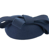 Navy felt winter racing pillbox fascinator - Image 3