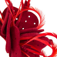 Red felt flower winter fascinator - Image 3