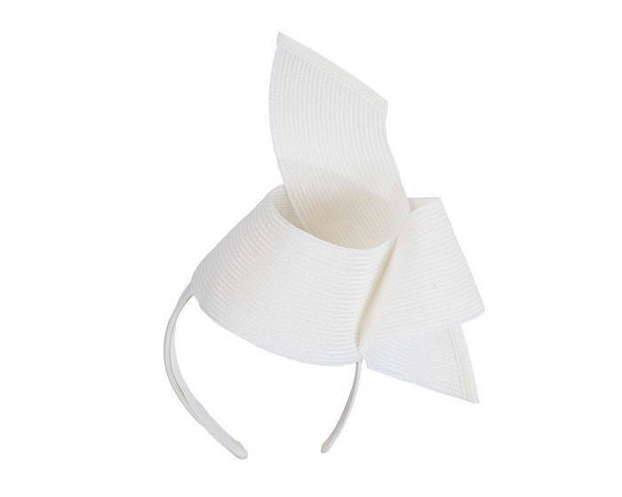 Modern white fascinator by Max Alexander - Hats From OZ