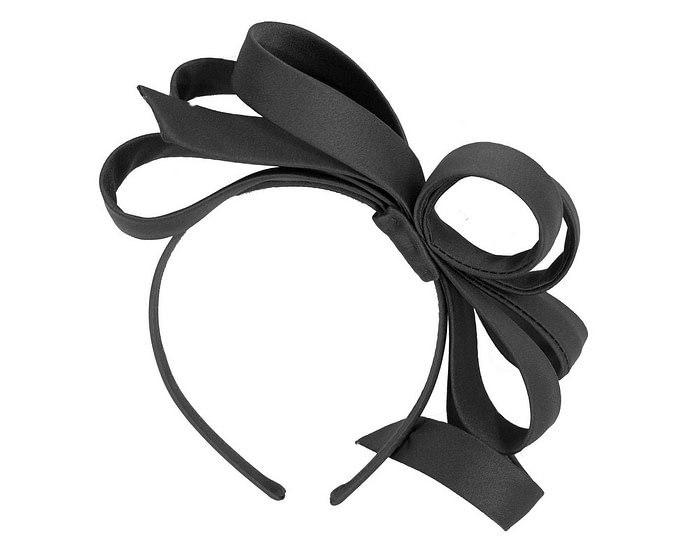 Black bow racing fascinator by Max Alexander - Hats From OZ