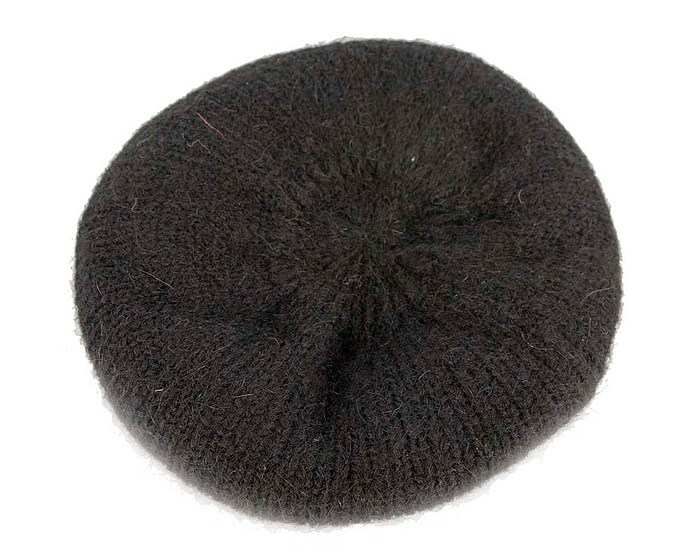 Warm black winter beret - Image 3