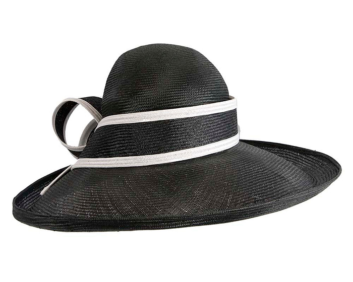 Wide brim black & white racing hat CU491 - Hats From OZ