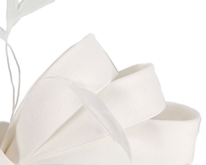 White bow racing fascinator by Max Alexander - Hats From OZ