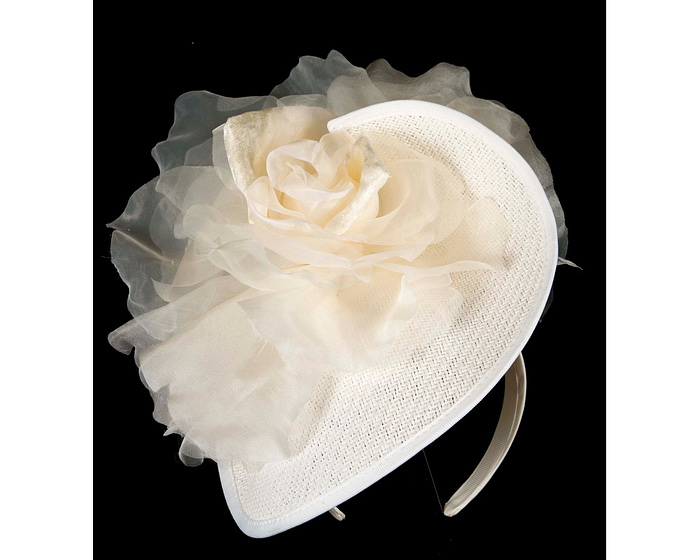 Exclusive white fascinator with flower by Fillies Collection - Hats From OZ