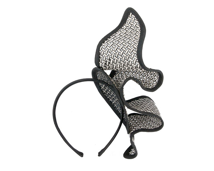 Black & White Max Alexander sculptured racing fascinator - Image 4